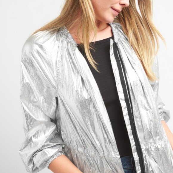 NWT GAP Women Size M, Metallic Parachute Lightweight Parka, Silver - Picture 6 of 11